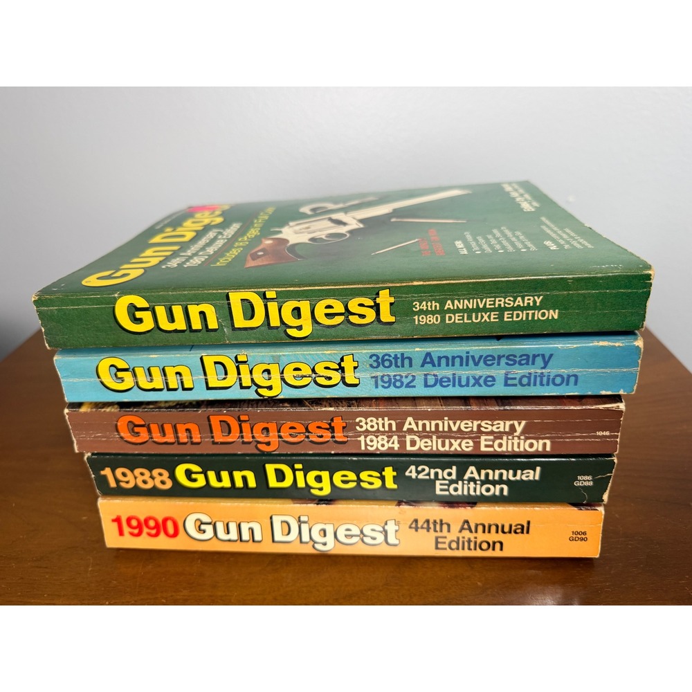 Gun Digest Books 1980's‎ Lot of 5 Annual Editions Vintage Firearms Hunting Mixed